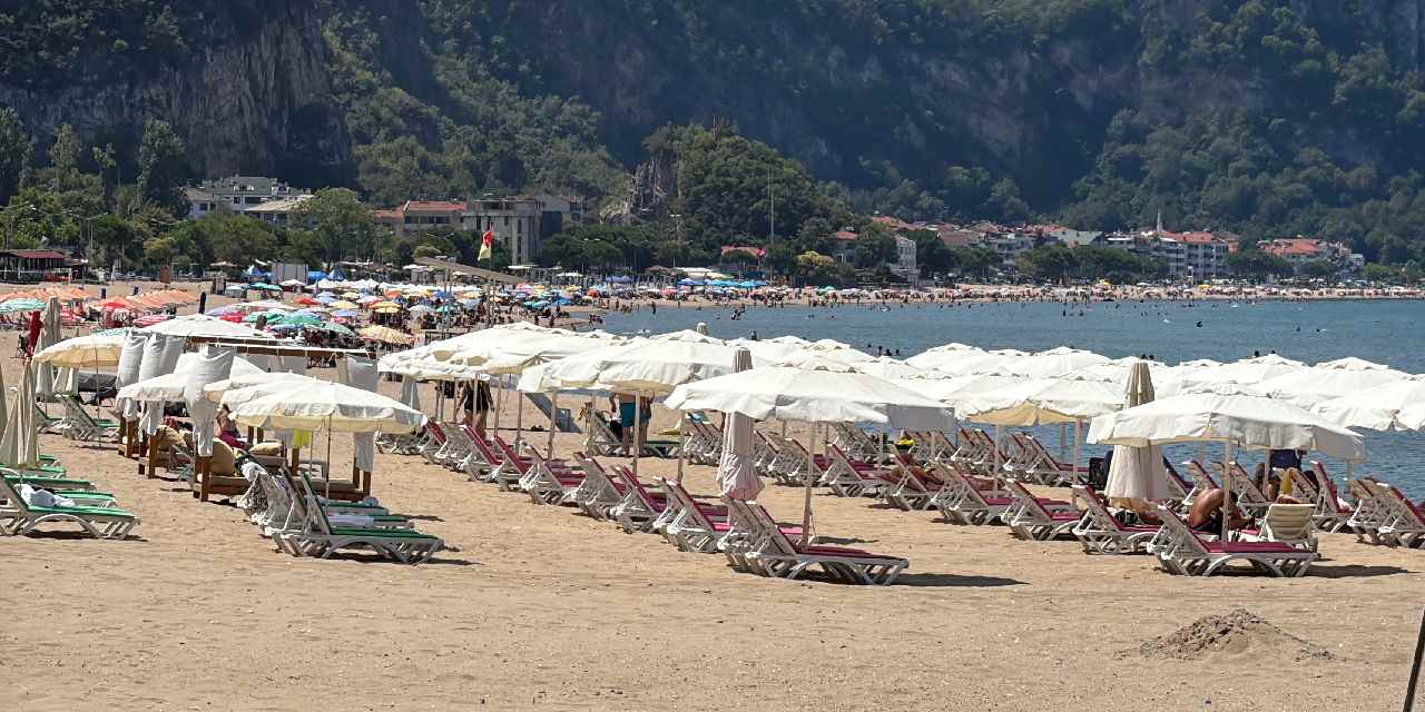 Türkiye'deki ünlü plaj 36 derece sıcaklıkta boş kaldı