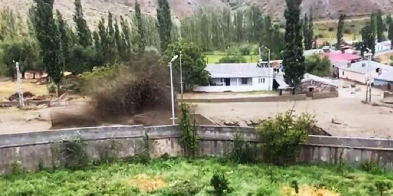 Türkiye'de yangınlar sürerken Kars sel ve heyelanla felaketi yaşadı: Yaşadıklarımız bir korku filmi gibiydi