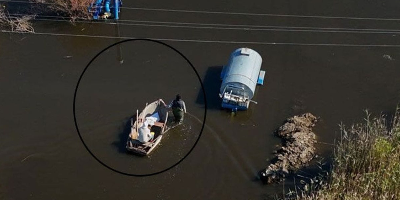 Venedik’i aratmayan manzara Aydın’da: Evine sandalla gidiyorlar