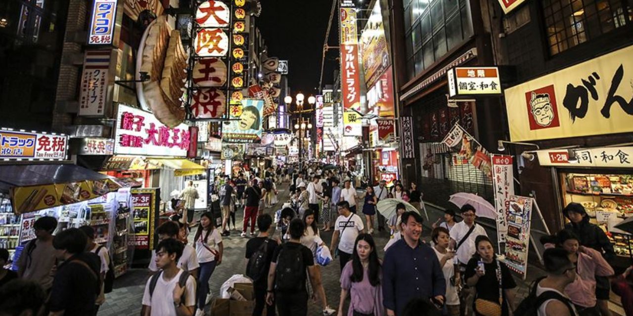 Antalya’yı bırakıp akın akın oraya gidiyorlar