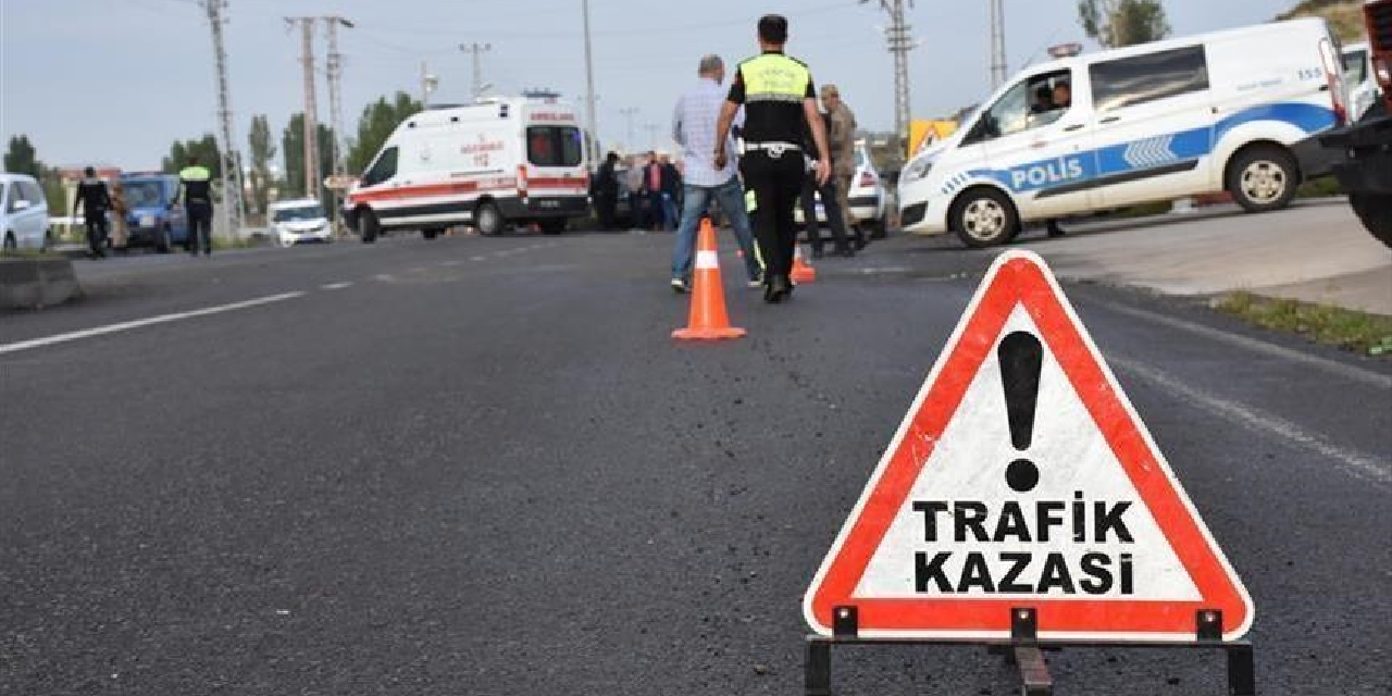 Çanakkale'nin Çan ilçesinde meydana gelen motosiklet kazasında bir kişi hayatını kaybetti, bir kişi ise yaralandı