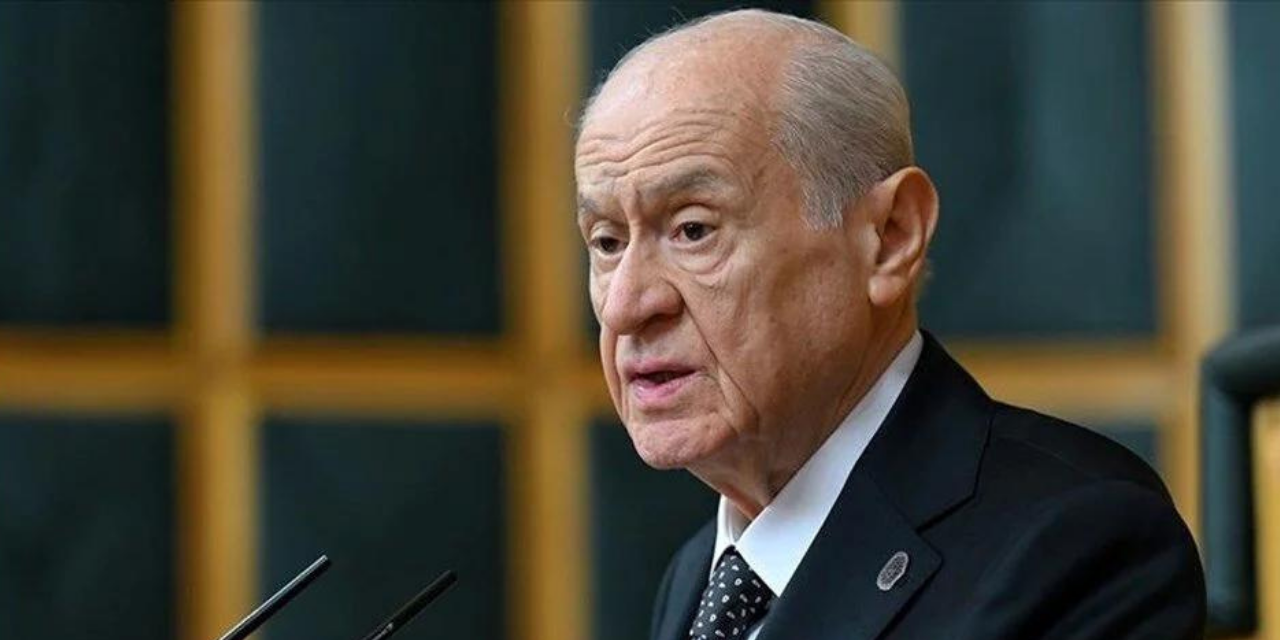 Devlet Bahçeli: Malazgirt Zaferi ile Büyük Taarruzu rekabete tutuşturmak şerefli bir tavır değildir | Son dakika