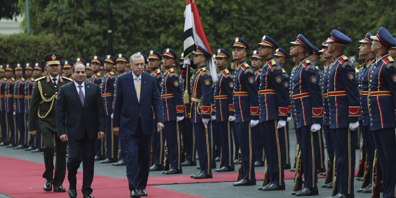 Mısır devlet başkanı Sisi Ankara'da karşılanıyor!