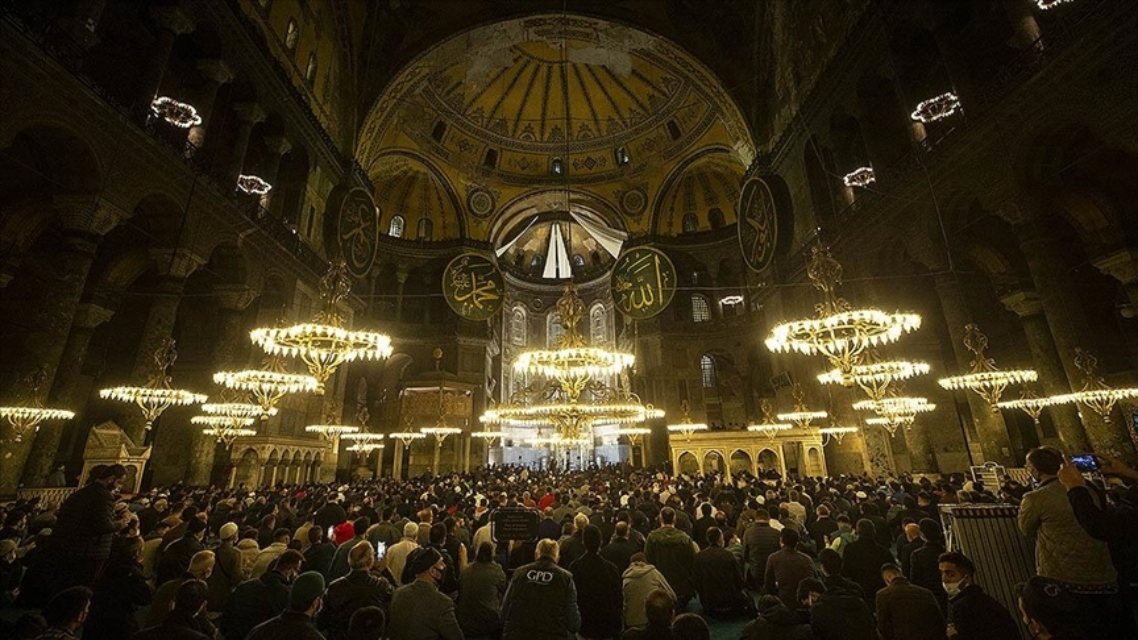 Mevlit Kandili bu gece idrak edilecek! Hangi ibadetler yapılmalı?