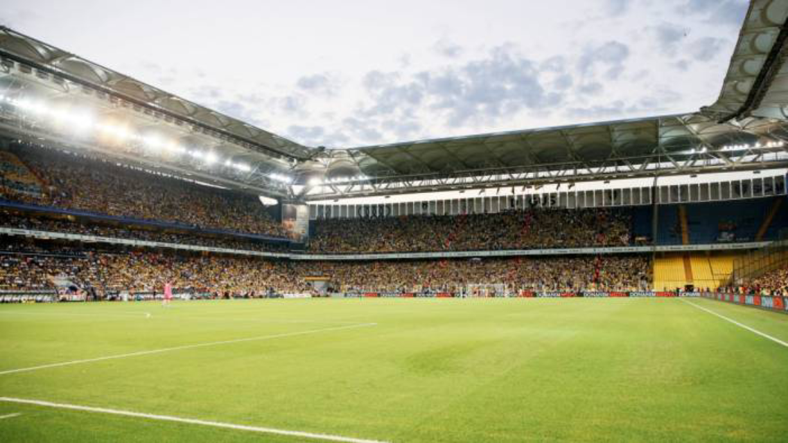 Fenerbahçe-Galatasaray derbisinin bilet fiyatları belli oldu: İşte en ucuz bilet!