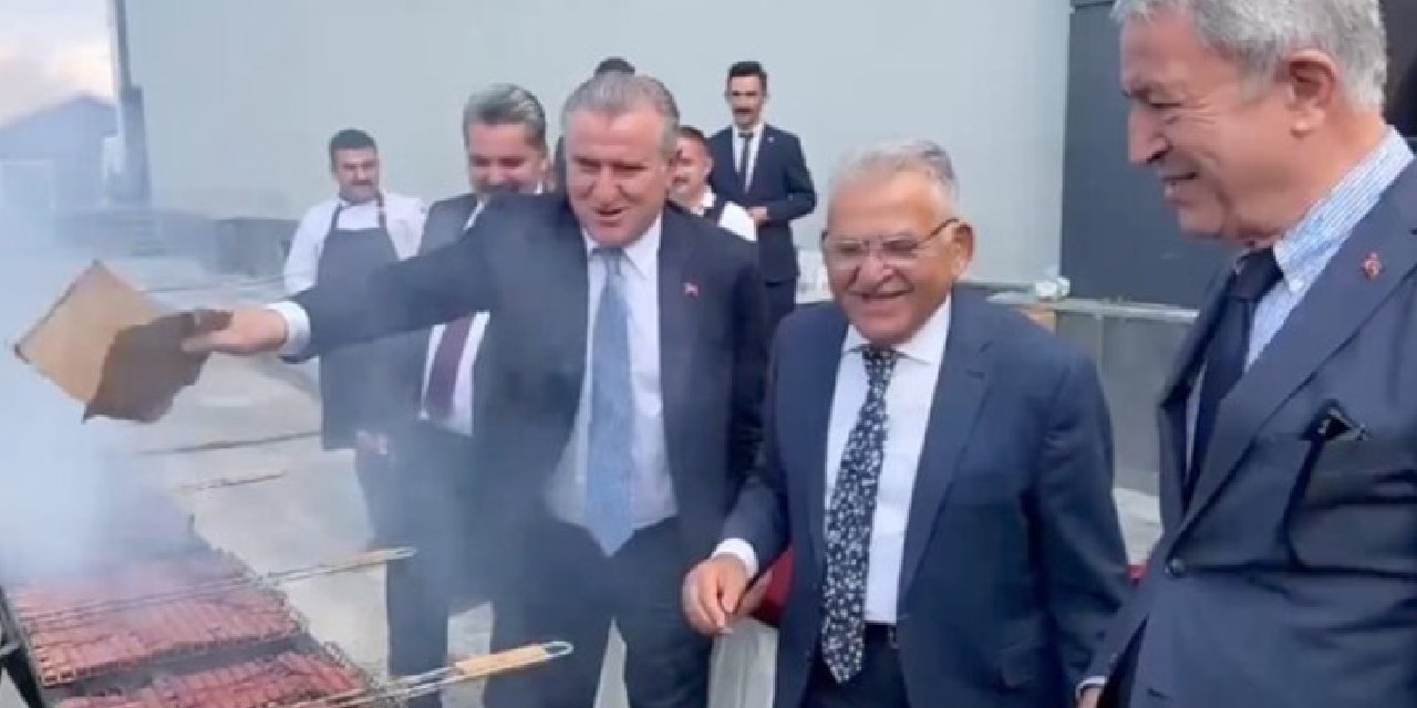 Bir kilo kıymanın pahalılığını 'göreceli' bulan AKP'li bakanlar mangal keyfi yaptı