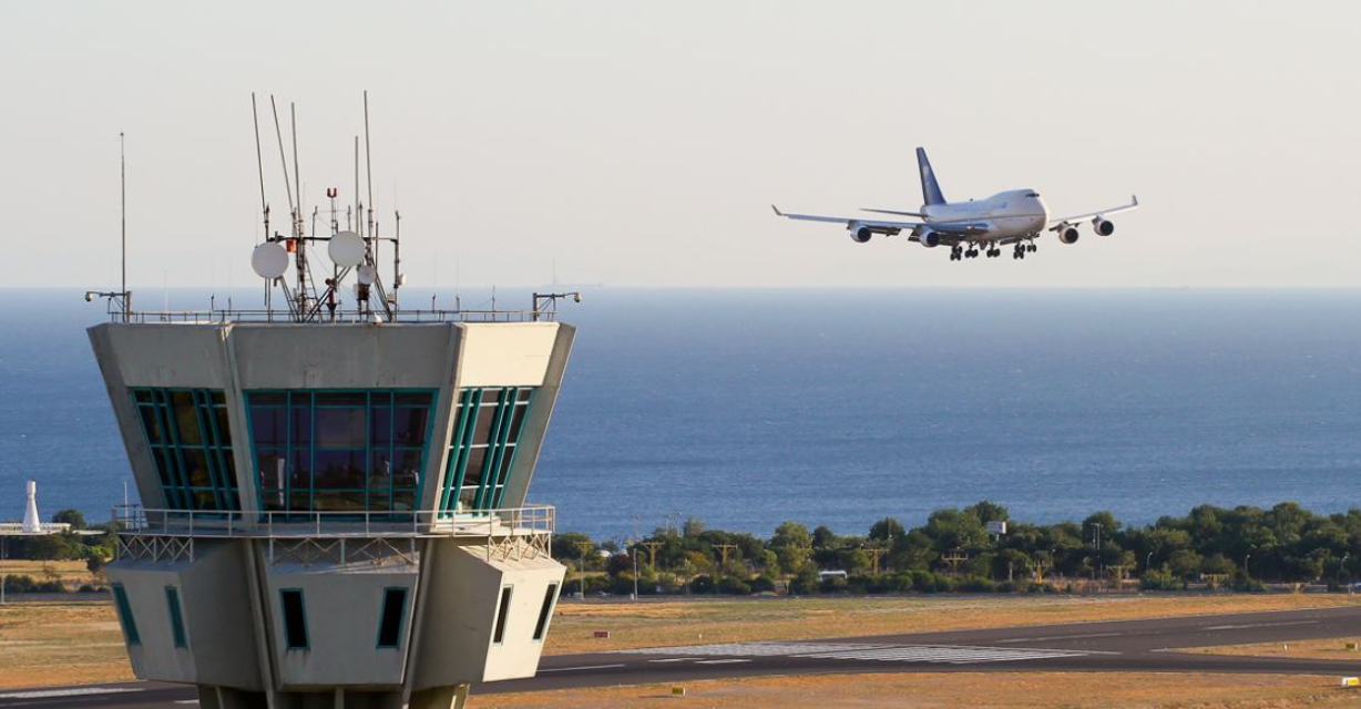 Pilot ile kule arasında geçen ilginç diyalog sosyal medyanın gündemine oturdu