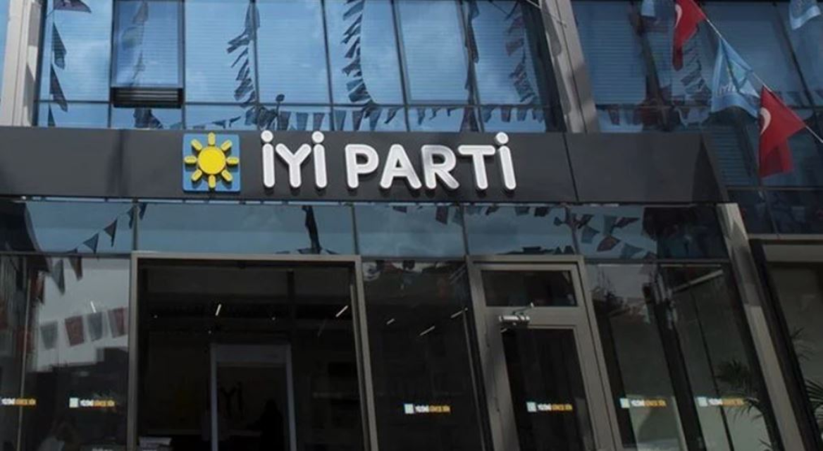 İYİ Parti'den bir isim daha istifa etti