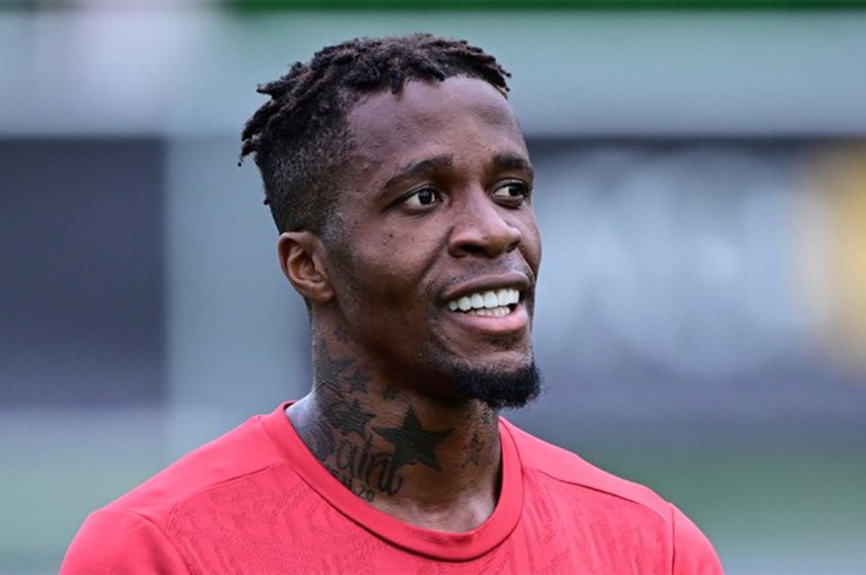 Lyon'da Wilfried Zaha krizi! Neden kadro dışı bırakıldığı belli oldu