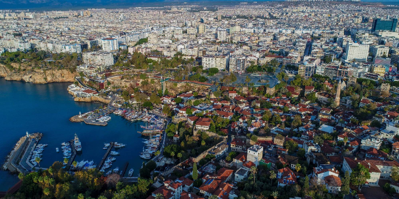 Antalya konut kira artışında Türkiye 1.si oldu! Kiralar el yakıyor