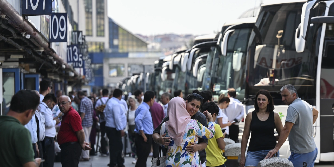 Akraba ziyaretleri yükselişte: Türkiye'de seyahat tercihleri değişiyor