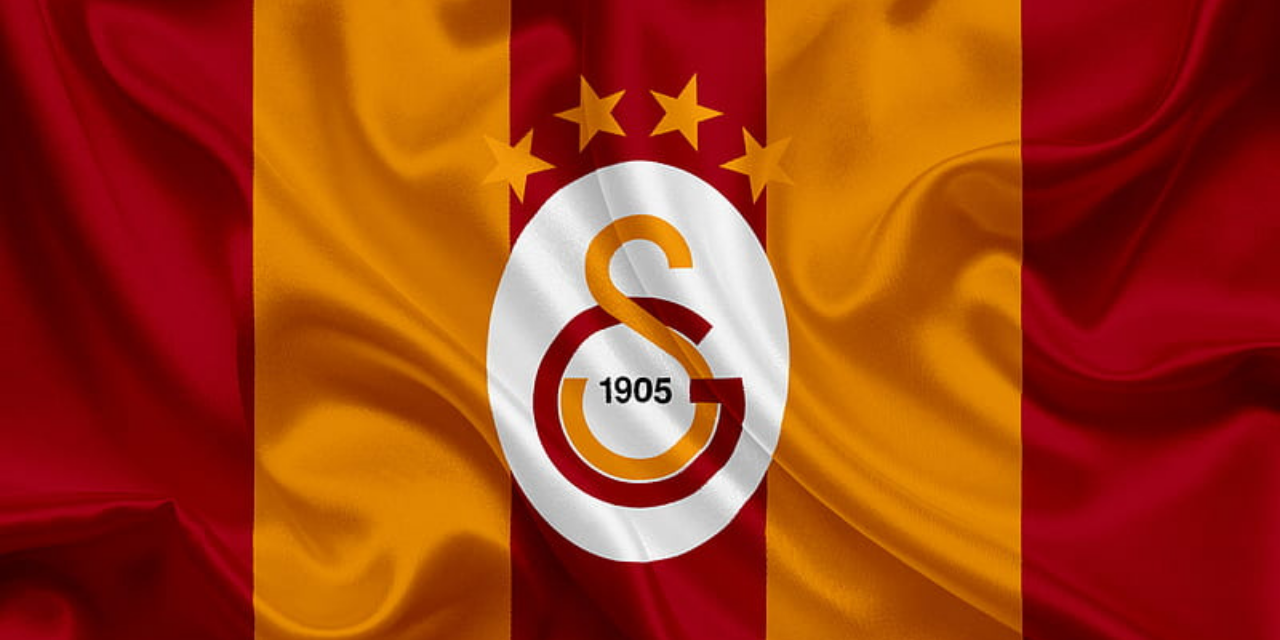 Galatasaray’ a sürpriz sağ bek iddiası