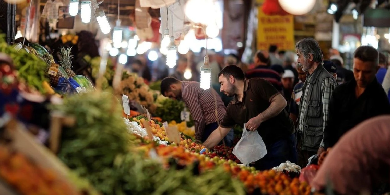 İstanbul'da yaşam maliyeti 1 yılda 28 bin lira arttı: 73 bin 739 lira