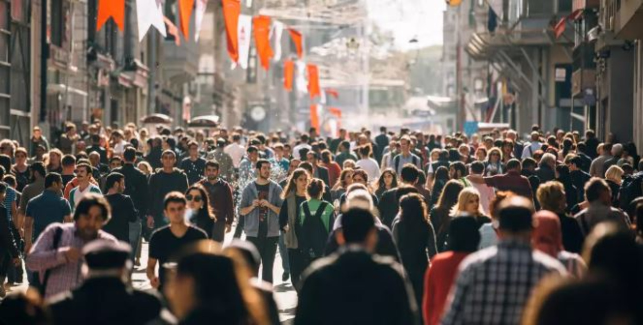 "Türkiye'nin en önemli sorunu nedir?"  diye soruldu, yanıtlar yine değişmedi