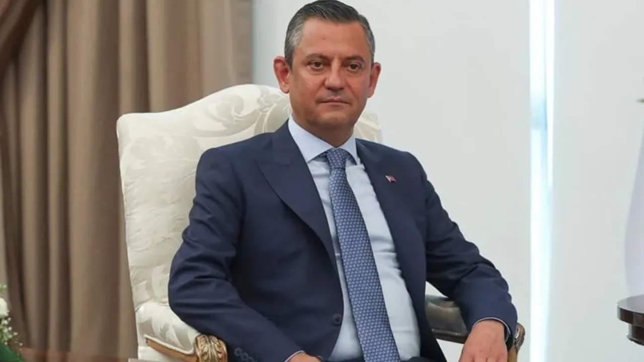 CHP Lideri Özel Yavaş'ın "50 ankette birinciyim" sözlerini değerlendirdi: Mesaj Ekrem'e değil de evrene