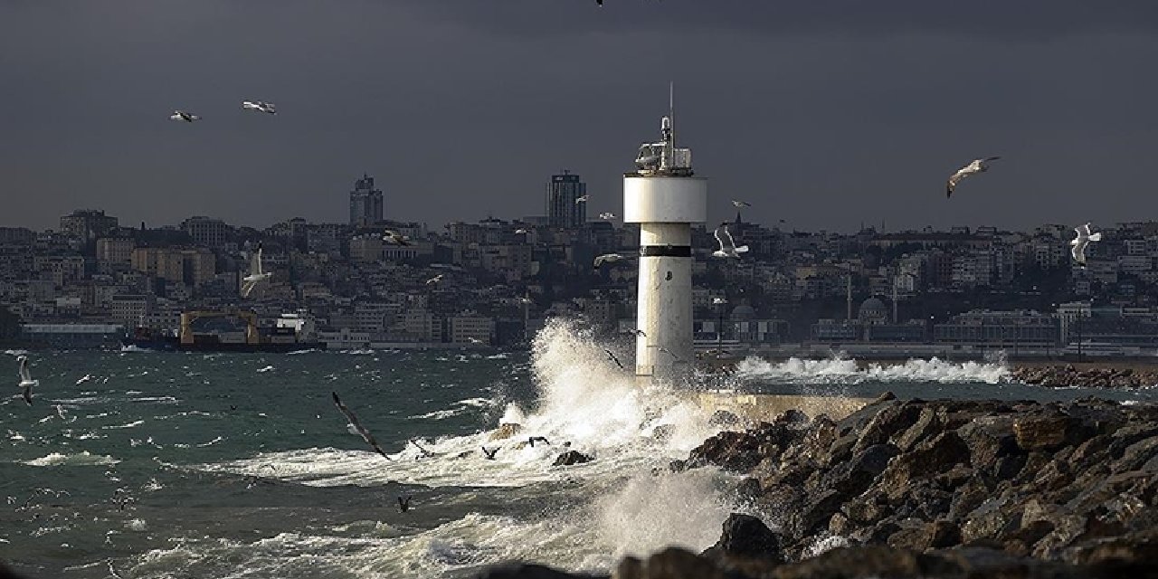 Valilik, AKOM ve İGDAŞ’tan İstanbul’a fırtına uyarısı