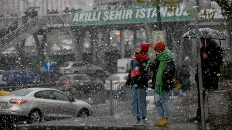 Valilikten İstanbul'a "kar yağışı" uyarısı