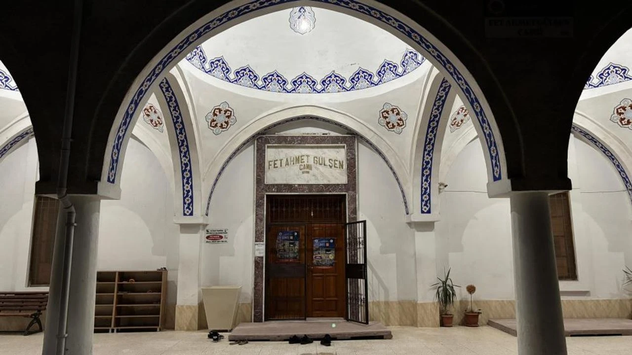 Adana'da 16 yaşındaki çocuk tartıştığı imamı öldürdü