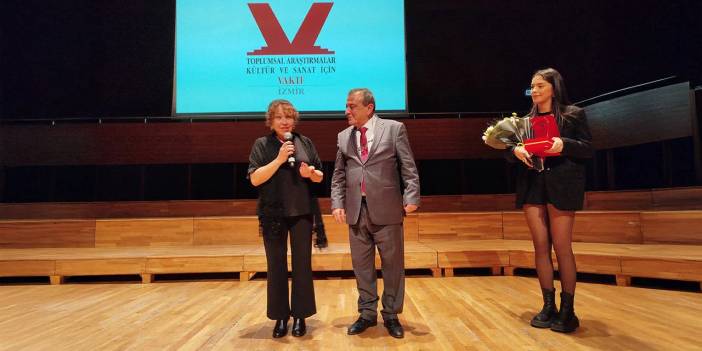 12’nci Uluslararası İzmir Tiyatro Festivali başladı