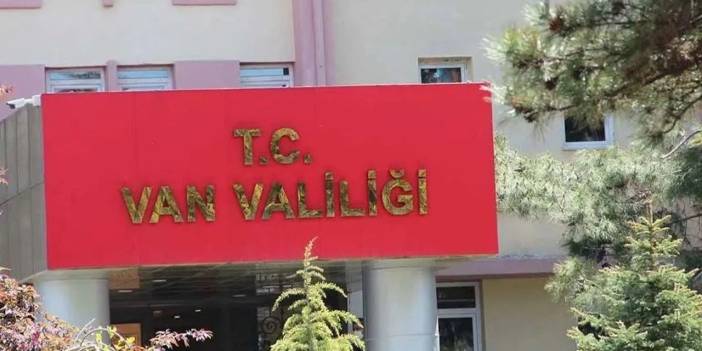 Van Bahçesaray'a kayyum atanmıştı: Valilik 10 günlük gösteri ve yürüyüş yasağı getirdi