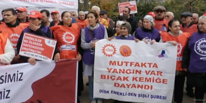 Emekliler geçinemediklerini Mecidiyeköy meydanından haykırdı