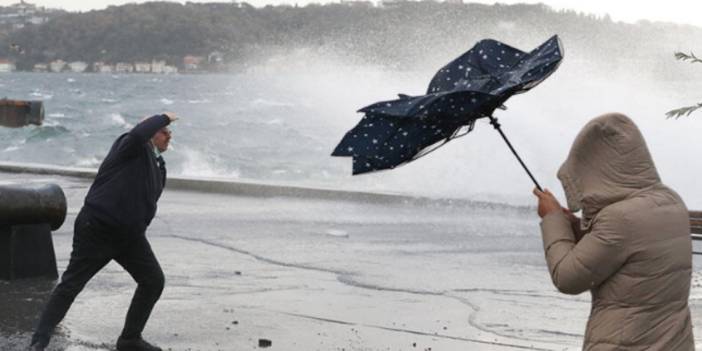 Meteoroloji Karadeniz'i uyardı: Fırtına geliyor