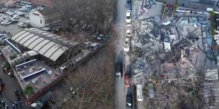 İBB, Sirkeci Garı'ndaki kaçak kafeyi yıktı