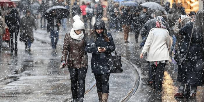 İstanbul beyaza bürünecek: Valilik, AKOM, ve Meteorolojiden kritik uyarı