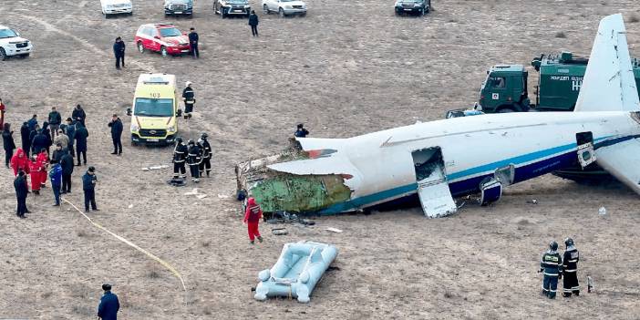 Kazakistan'da düşen uçağa ilişkin soruşturmanın ön raporu açıklandı