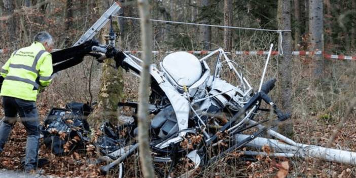 Almanya'da helikopter düştü