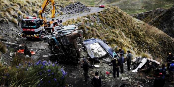 Bolivya'da feci kaza: Otobüs uçuruma yuvarlandı 31 kişi öldü