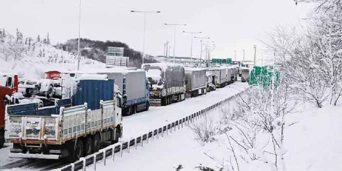 Türkiye yoğun kar yağışı etkisi altında: 6 ilde ağır taşıtlara trafik yasağı