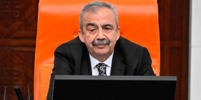 Sırrı Süreyya Önder'in durumu ciddiyetini koruyor: Sağlık sorunlarını bu sözlerle anlatmıştı