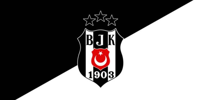 Beşiktaş'ın efsane futbolcusu geri döndü