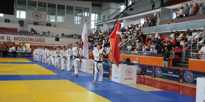 Uluslararası Edirne Judo Turnuvası coşkuyla başladı