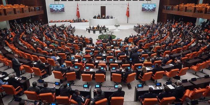 DEM Parti'nin kayyum uygulamasına ilişkin verdiği öneri AKP ve MHP oylarıyla reddedildi