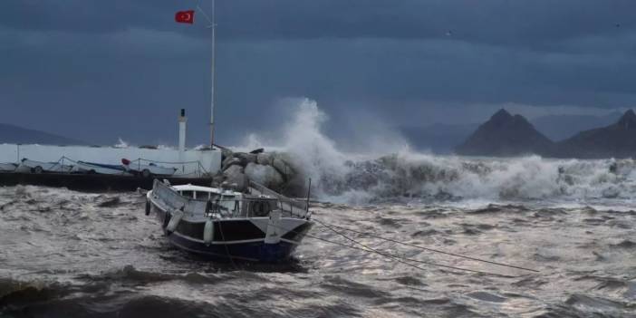 Bodrum’da feribot seferlerine 2 gün fırtına engeli