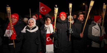 CHP Lideri Özgür Özel Bakan Göktaş ve Bakan Bak ile birlikte yürüdü