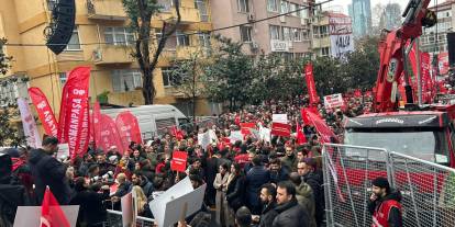 CHP'den Beşiktaş'ta demokrasi mitingi