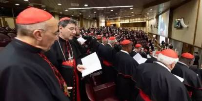 Papalık seçim süreci yarın başlayacak: Yeni Papa kim olacak?