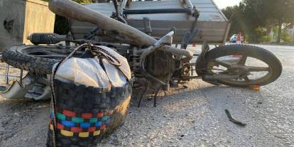 Otomobil motosiklete çarptı: Motosikletin sürücüsü ile eşi hayatını kaybetti