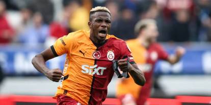Osimhen'in yeni takımı belli oldu: 3 yıllığına imza atacak