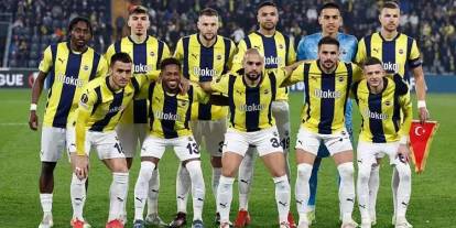 Fenerbahçe'de bir futbolcu daha ayrıldı
