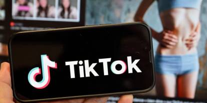 Gençler için uyarı zilleri çalmıştı! TikTok o akımı yasakladı