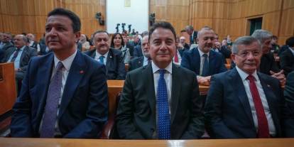 Yeni Yol Partisi Grup Toplantısı'nda ortak gündem: İsrail'in saldırıları