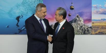 Bakan Fidan, Çinli mevkidaşı Yi ile görüştü