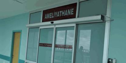 Hastasını ameliyat etmek para istemiş: Doktor gözaltında