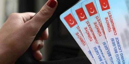 Duyan nüfus müdürlüğünün yolunu tutuyor: Ehliyet sahiplerine son uyarı