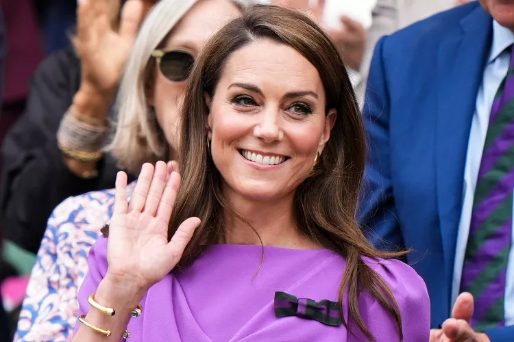 1a-kate-middleton-catherine-princess-of-wales-wimbledon-071424-3ff1536724914403b29cabf91b7896b4.webp