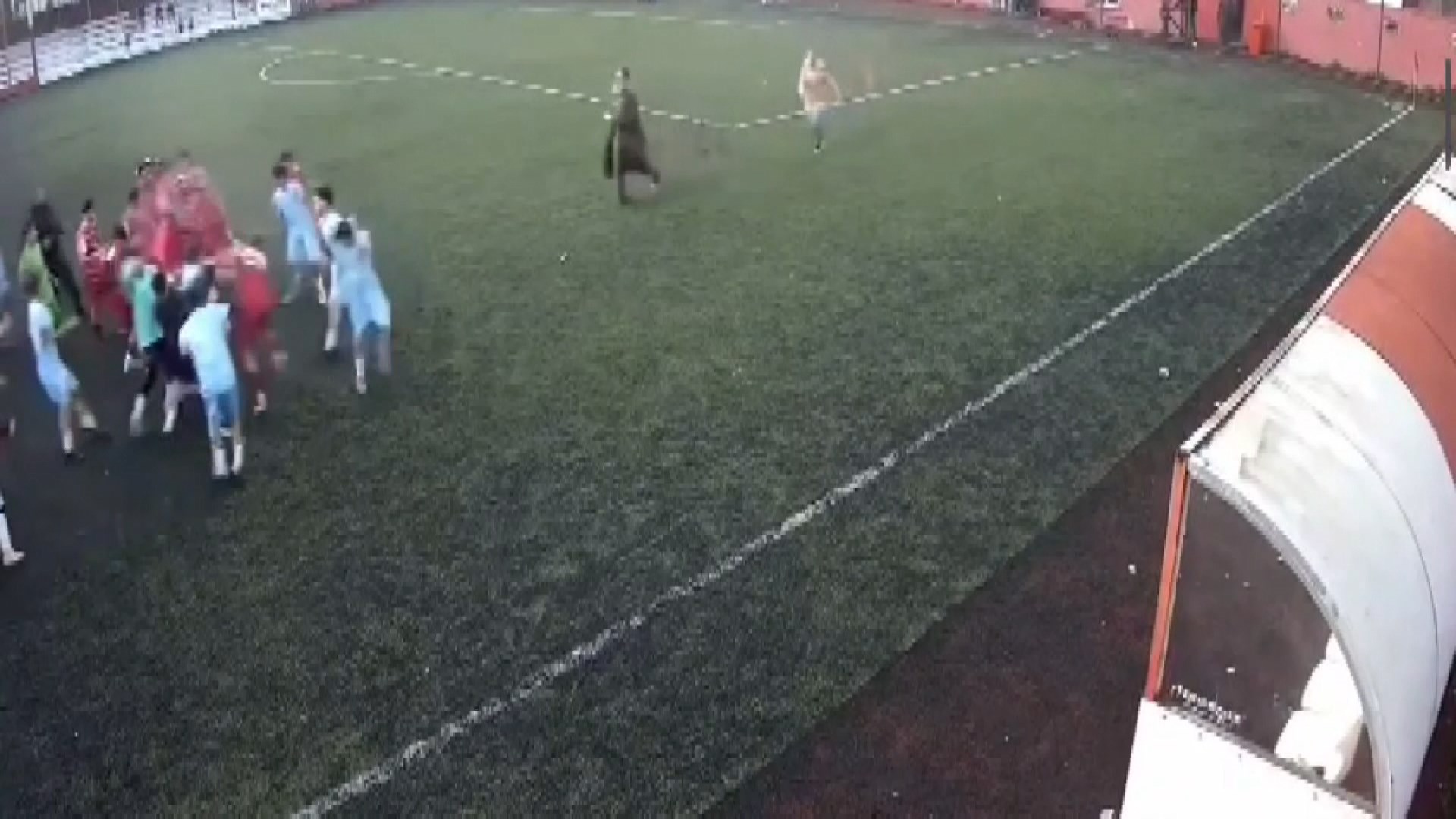 istanbul-sislide-u-14-macinda-futbolcu-464512-137230.jpg
